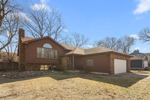639 N Rueth Dr, Griffith, IN 46319 photo 1