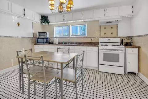 Kitchen - 2327 Burr St, Gary, IN 46406 photo 2 of 2