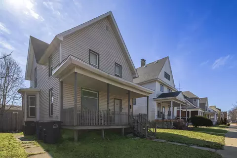 317 E 7th St, Michigan City, IN 46360