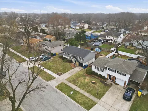View/Area - 342 N Wright St, Griffith, IN 46319 photo 10 of 10