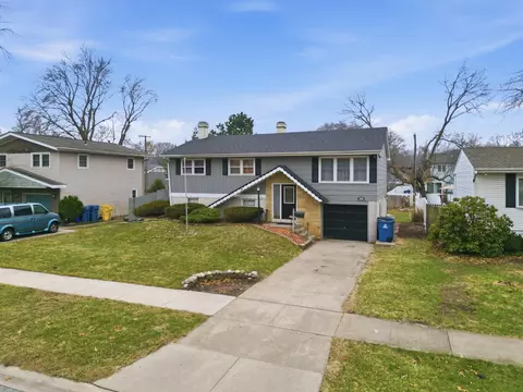 View/Area - 342 N Wright St, Griffith, IN 46319 photo 1 of 10