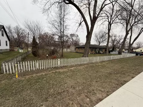 Exterior - 5420 W 45th St, Gary, IN 46408 photo 4 of 6