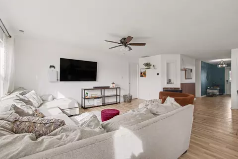 Living - 15549 W 101st Pl, Dyer, IN 46311 photo 1 of 1