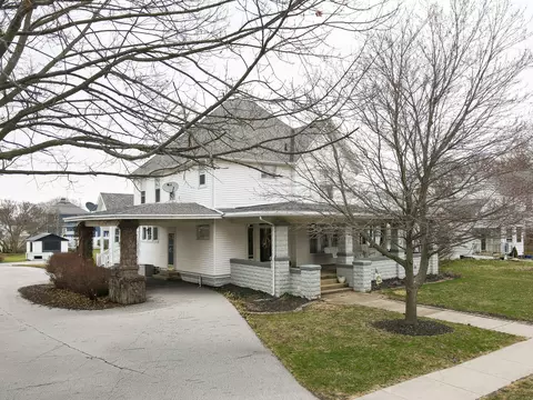 128 E Main St, Brook, IN 47922