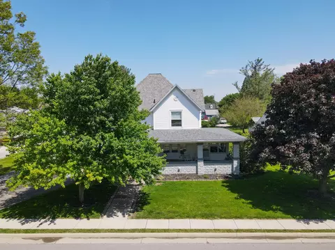 128 E Main St, Brook, IN 47922