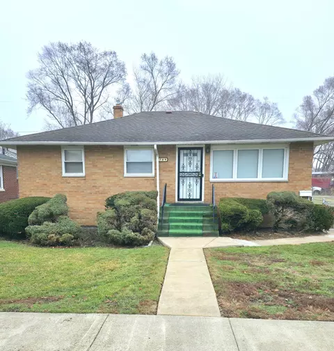 Exterior - 709 Porter St, Gary, IN 46406 photo 1 of 4