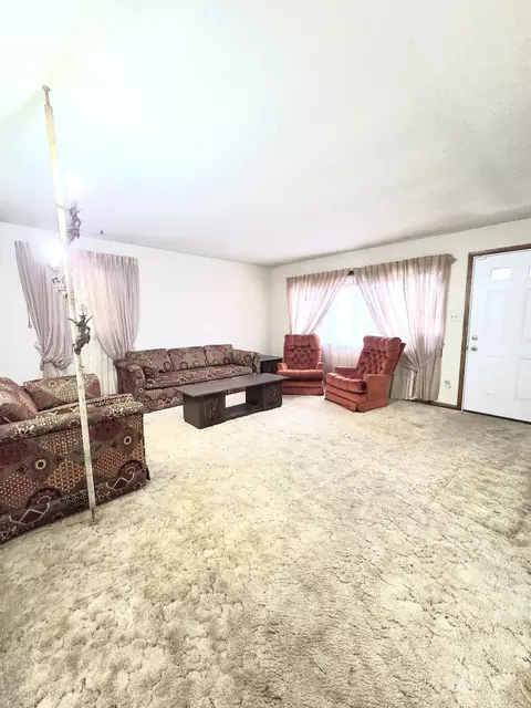 Living - 709 Porter St, Gary, IN 46406 photo 2 of 2