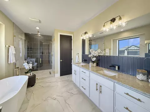 Bath - 10102 Lakeview Dr, Saint John, IN 46373 photo 1 of 5