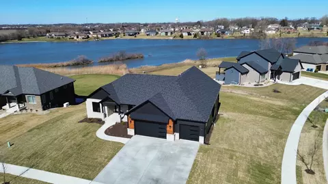 View/Area - 10102 Lakeview Dr, Saint John, IN 46373 photo 2 of 5