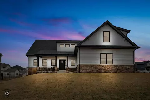 5883 W 134th Ave, Cedar Lake, IN 46303
