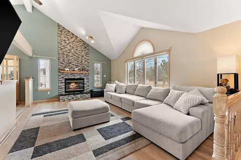 Living - 8567 Judith Ln, Saint John, IN 46373 photo 1 of 2