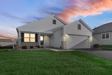 Exterior - 13679 Blue Springs Ct, Dyer, IN 46311 photo 1 of 4