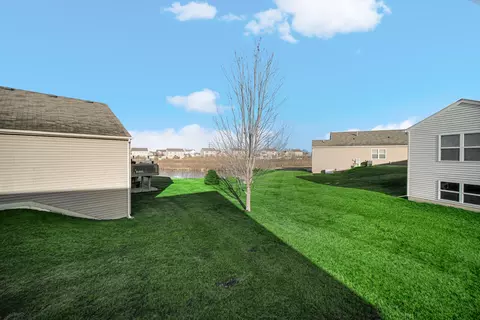 Exterior - 13679 Blue Springs Ct, Dyer, IN 46311 photo 3 of 4