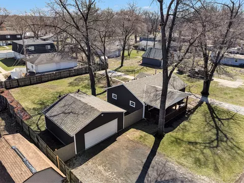 2317 Plymouth St, Portage, IN 46368