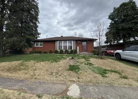 1458 Altawood Dr, Clarksville, IN 47129