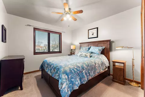 Bedroom - 3115 Devonshire Cir, Crown Point, IN 46307 photo 4 of 5