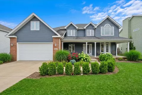9925 Whitehall Gdn, Munster, IN 46321