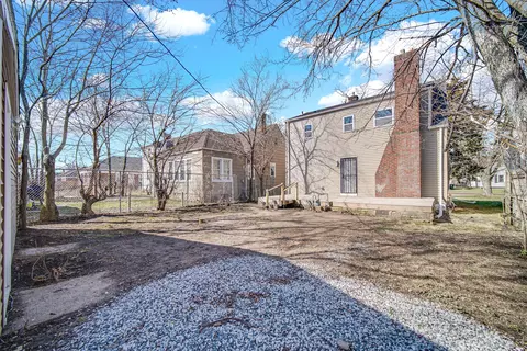 Exterior - 357 Taft Pl, Gary, IN 46404 photo 3 of 4