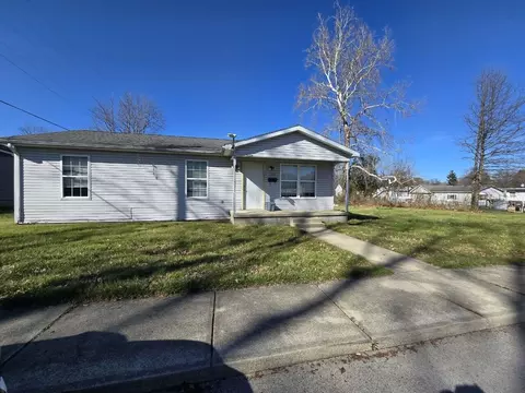 328 E Georgia St, Brazil, IN 47834