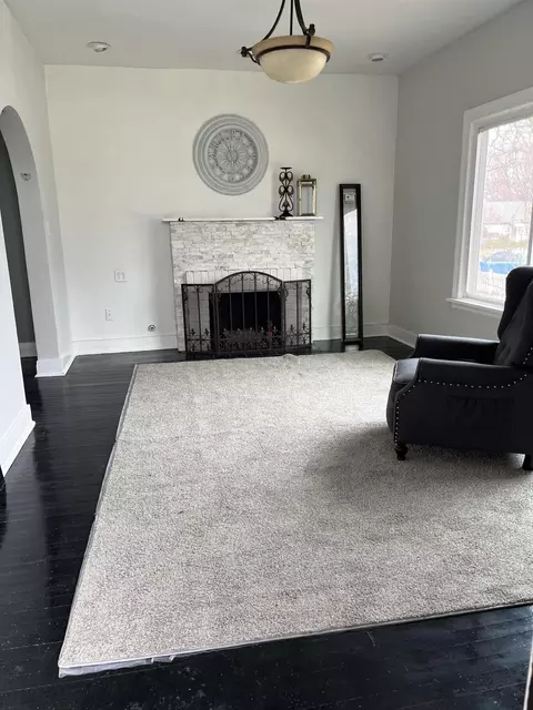 308 S Howard St, Gary, IN 46403 photo 8