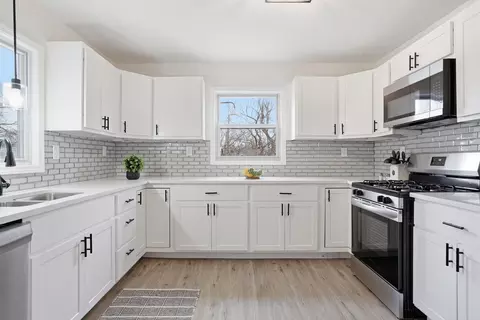 Kitchen - 4320 Calhoun St, Gary, IN 46408 photo 4 of 4