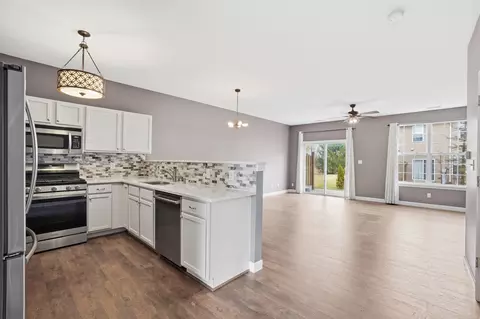 Kitchen - 875 Flagstone Dr, Dyer, IN 46311 photo 1 of 4