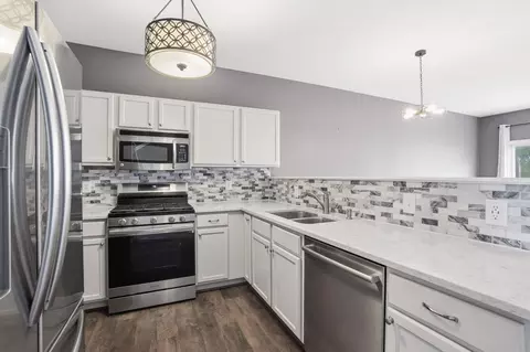 Kitchen - 875 Flagstone Dr, Dyer, IN 46311 photo 2 of 4
