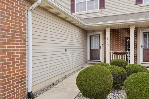 Exterior - 875 Flagstone Dr, Dyer, IN 46311 photo 2 of 4