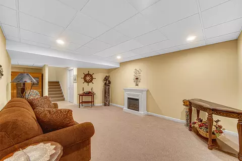 Other - 1718 Silver Hawk Dr, Crown Point, IN 46307 photo 5 of 8
