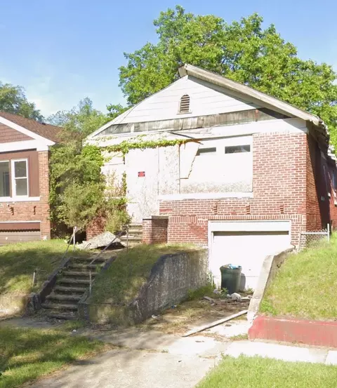 3838 Adams St, Gary, IN 46408