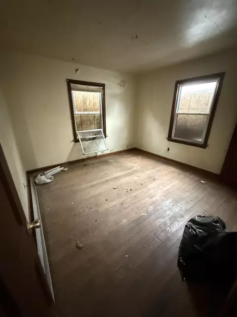 Bedroom - 908 E 44th Ave, Gary, IN 46409 photo 1 of 2