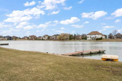 8331 Doubletree Dr, Crown Point, IN 46307 photo 5