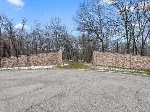 785 W 200, Valparaiso, IN 46385