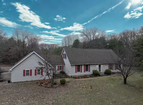 12966 Union Rd, Culver, IN 46511