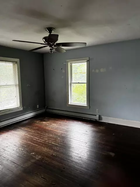 Bedroom - 2911 E 109th Ave, Crown Point, IN 46307 photo 3 of 7