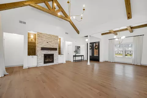 Living - 9695 Jonathan Ct, Saint John, IN 46373 photo 3 of 4