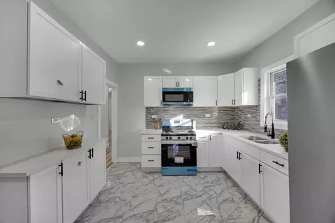 Kitchen - 4200 Monroe St, Gary, IN 46408 photo 1 of 3