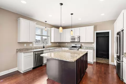Kitchen - 10057 New Devon St, Munster, IN 46321 photo 1 of 5