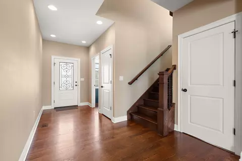 Entry Way - 10057 New Devon St, Munster, IN 46321 photo 1 of 4