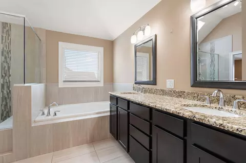 Bath - 10057 New Devon St, Munster, IN 46321 photo 5 of 8