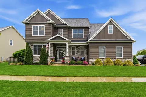 2102 Pradera Trl, Chesterton, IN 46304