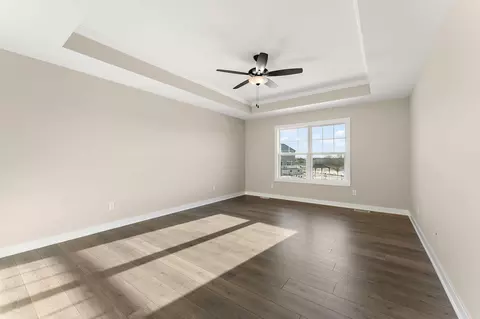 Living - 13973 Blue Sky Ct, Saint John, IN 46373 photo 3 of 3