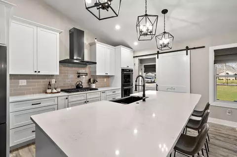 Kitchen - 6205 W 177th Ave, Lowell, IN 46356 photo 3 of 6