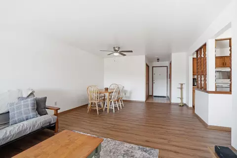 Dining - 2007 W 45th St #307, Highland, IN 46322 photo 1 of 1