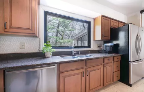 Kitchen - 20 Crest Dr, Dune Acres, IN 46304 photo 1 of 2