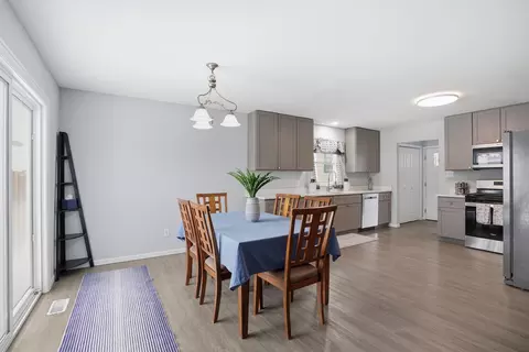 Dining - 405 N Griffith Blvd, Griffith, IN 46319 photo 1 of 2