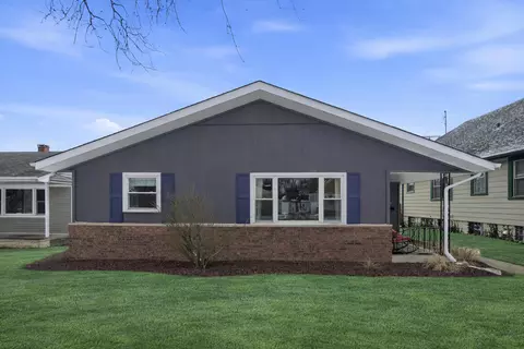 Exterior - 405 N Griffith Blvd, Griffith, IN 46319 photo 2 of 6