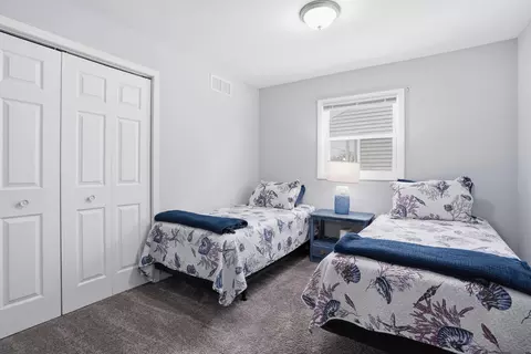 Bedroom - 405 N Griffith Blvd, Griffith, IN 46319 photo 3 of 3