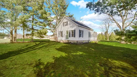 11341 N 900, De Motte, IN 46310