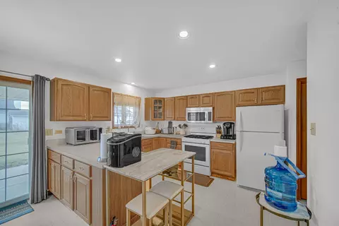 Kitchen - 192 Summerhill Dr, Dyer, IN 46311 photo 1 of 1